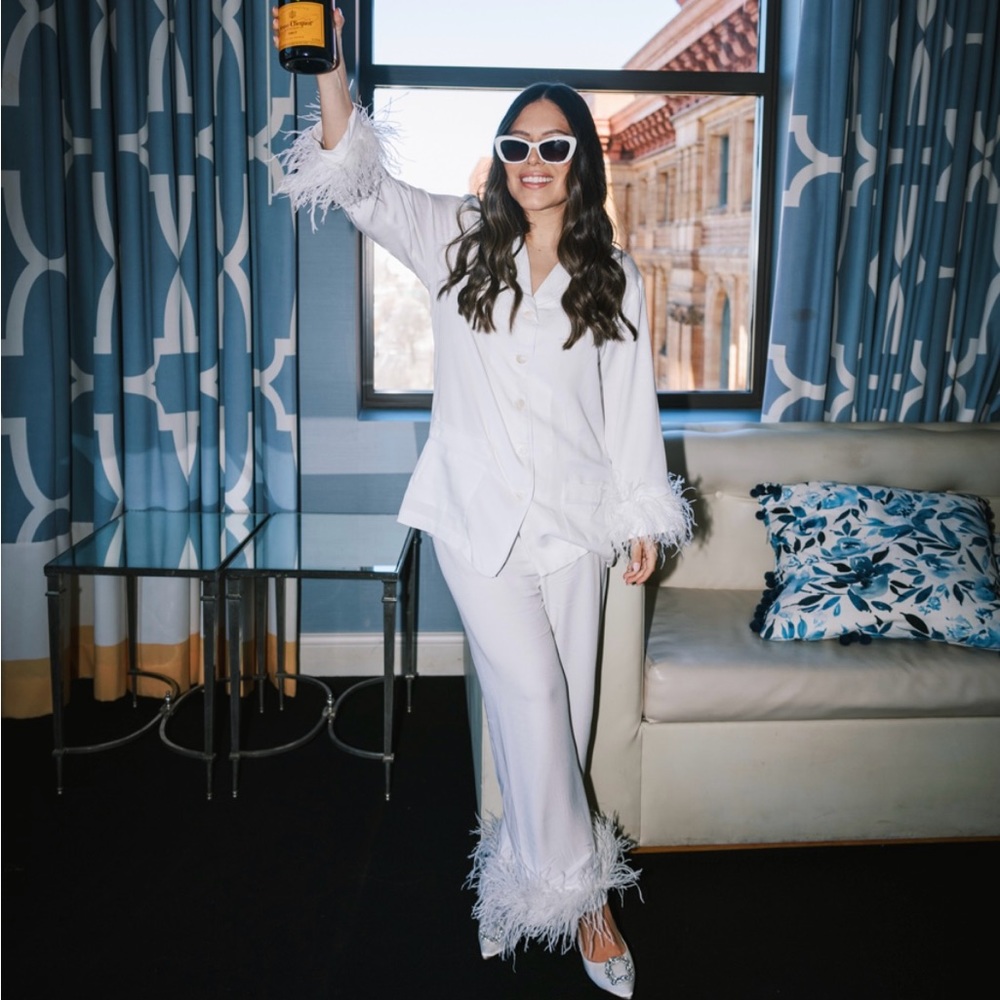 SLEEPER BRIDAL PAJAMAS